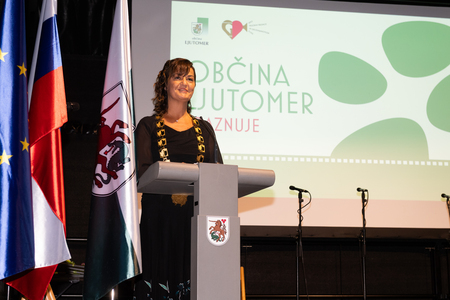 Slavnostna_Prireditev_Nagrad_Priznanj_25-15 – kopija